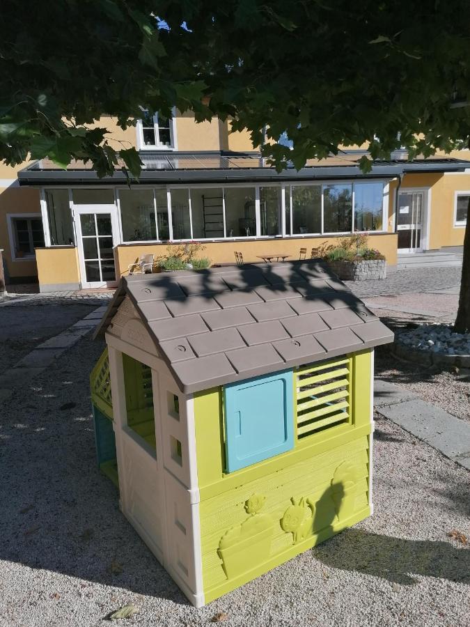 Ferienwohnung Schuhmann Mit Wintergarten Und Garten Therme Aquapulco Und Ikuna Erlebnispark, Zoo Schmiding 20 Min Mit Auto Entfernt Ab 3 Naechte Buchbar Hinzenbach Zewnętrze zdjęcie